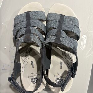 Women’s stretch strap sandals